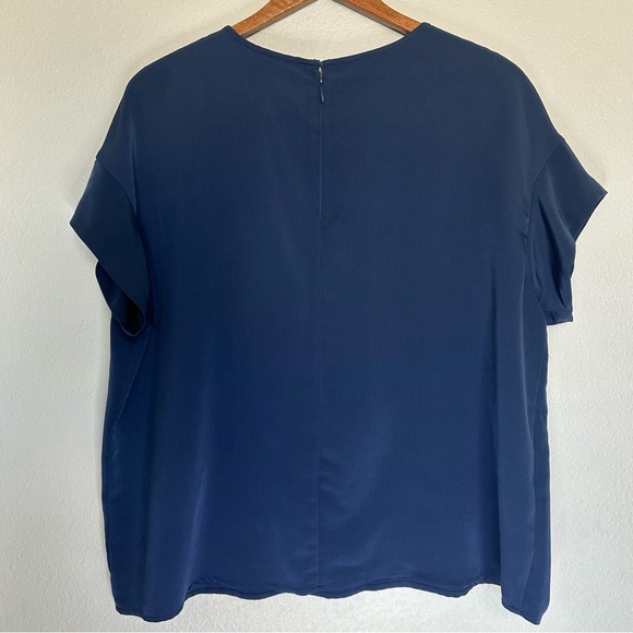 Mossimo Navy Women's Blouse size XL - Picture 3 of 4